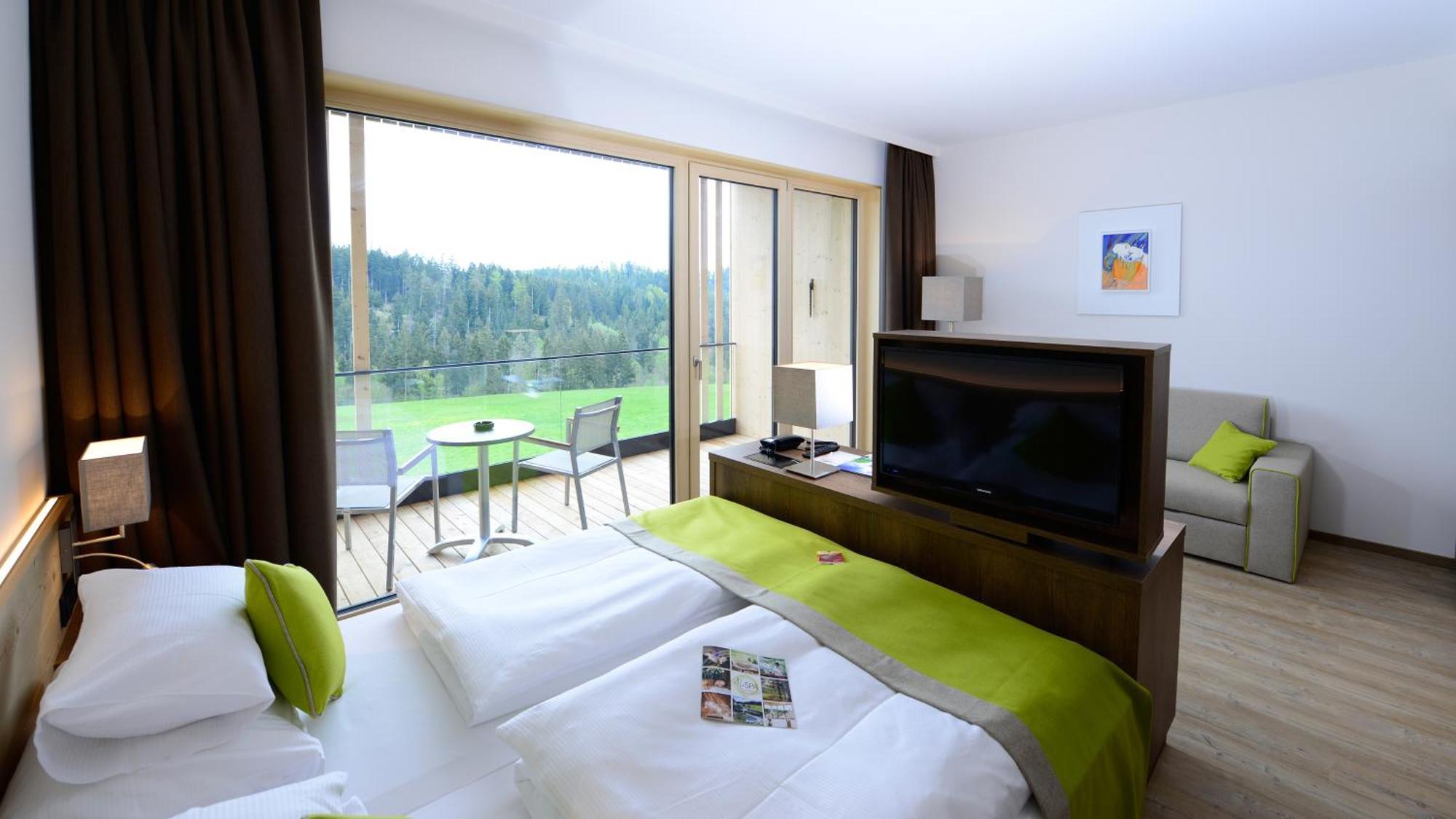 Hotel Schwarz Alm Zwettl Exterior photo