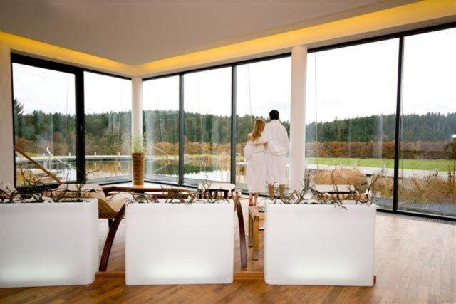 Hotel Schwarz Alm Zwettl Exterior photo